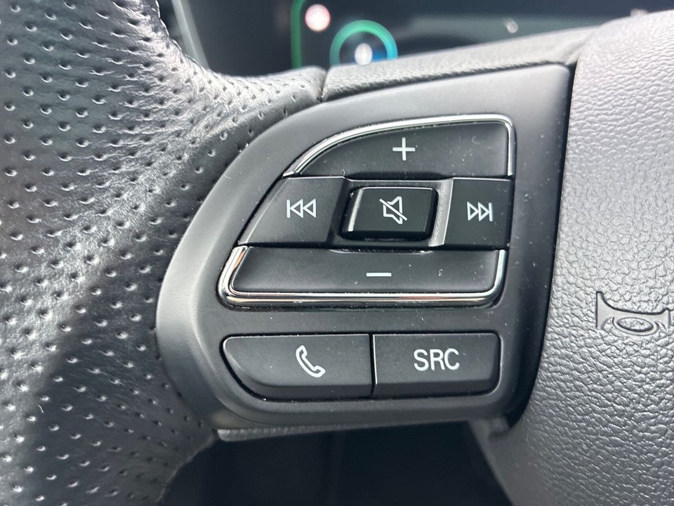 MG Marvel R Luxury 5d