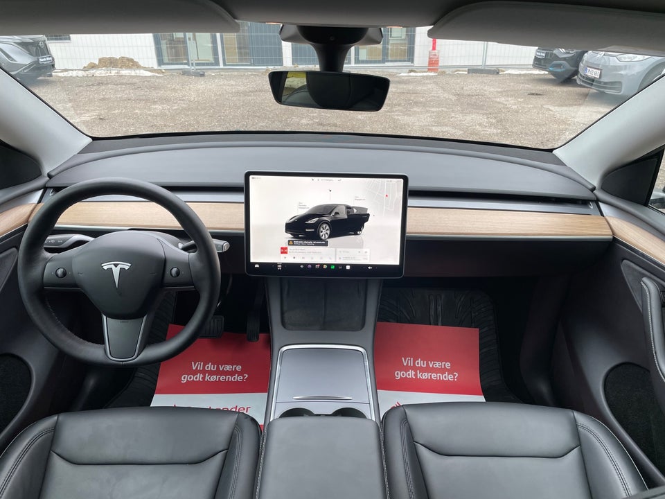 Tesla Model Y Long Range AWD 5d