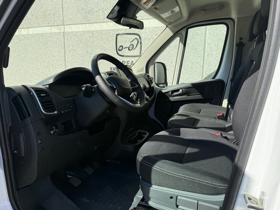 Fiat Ducato 35 Maxi 2,2 MJT 180 Kassevogn L3H2 Pro aut.