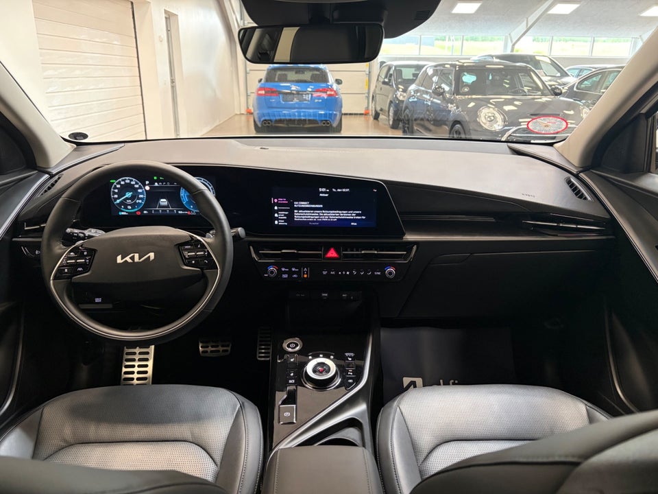 Kia Niro 64 EV Upgrade 5d