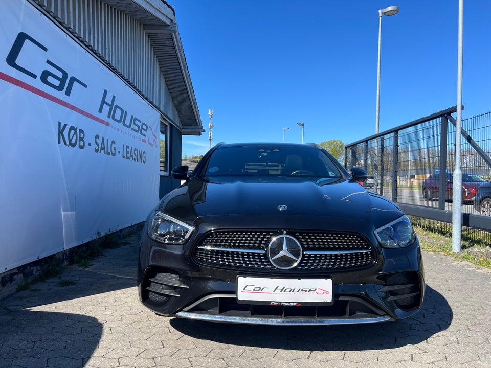 Mercedes E300 de 2,0 AMG Line Night Edition stc. aut. 5d