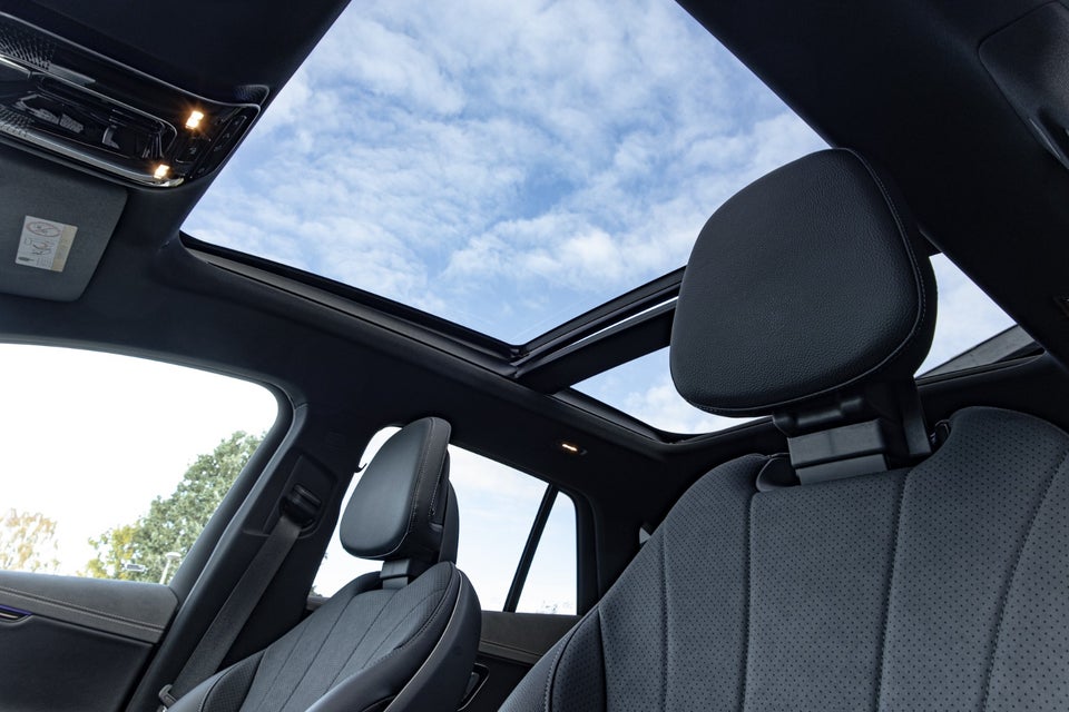 Mercedes EQE300 SUV 5d