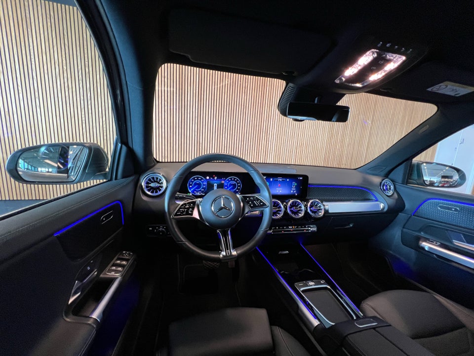 Mercedes EQB250+ Progressive 5d