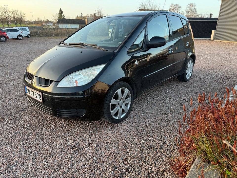 Mitsubishi Colt 1,5 Instyle 5d