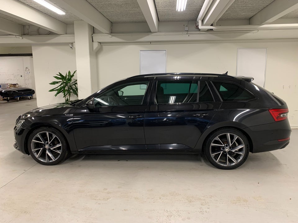 Skoda Superb 1,4 TSi iV Sportline Combi DSG 5d