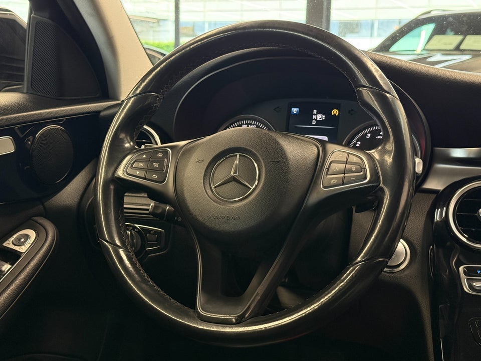 Mercedes C200 2,0 Avantgarde aut. 4d