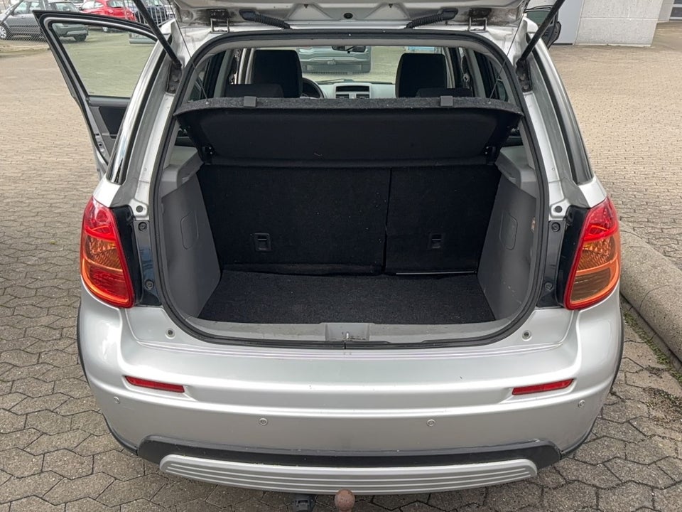 Suzuki SX4 1,6 GL 5d