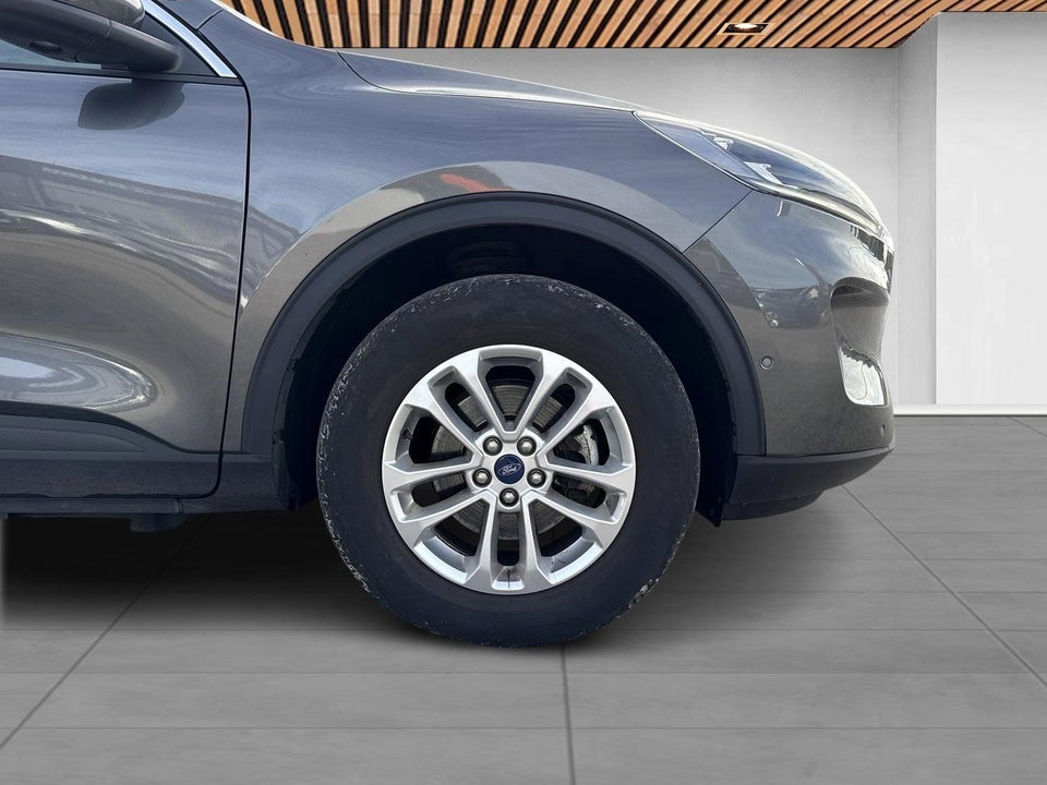 Ford Kuga 2,5 PHEV Titanium X CVT 5d