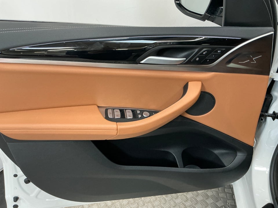 BMW iX3 Charged M-Sport 5d