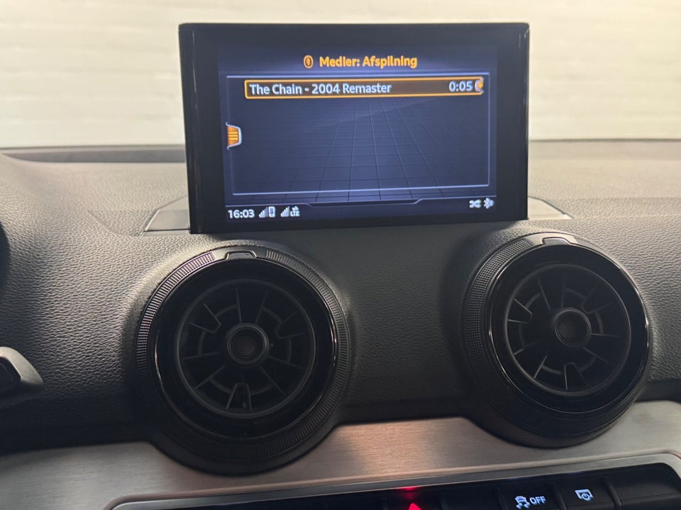 Audi Q2 1,4 TFSi 150 Sport S-tr. 5d