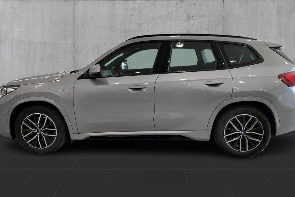 BMW iX1 eDrive20 Fully Charged M-Sport 5d