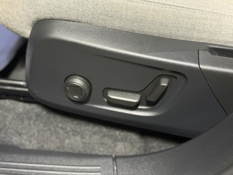 Volvo XC40 P6 ReCharge Plus 5d