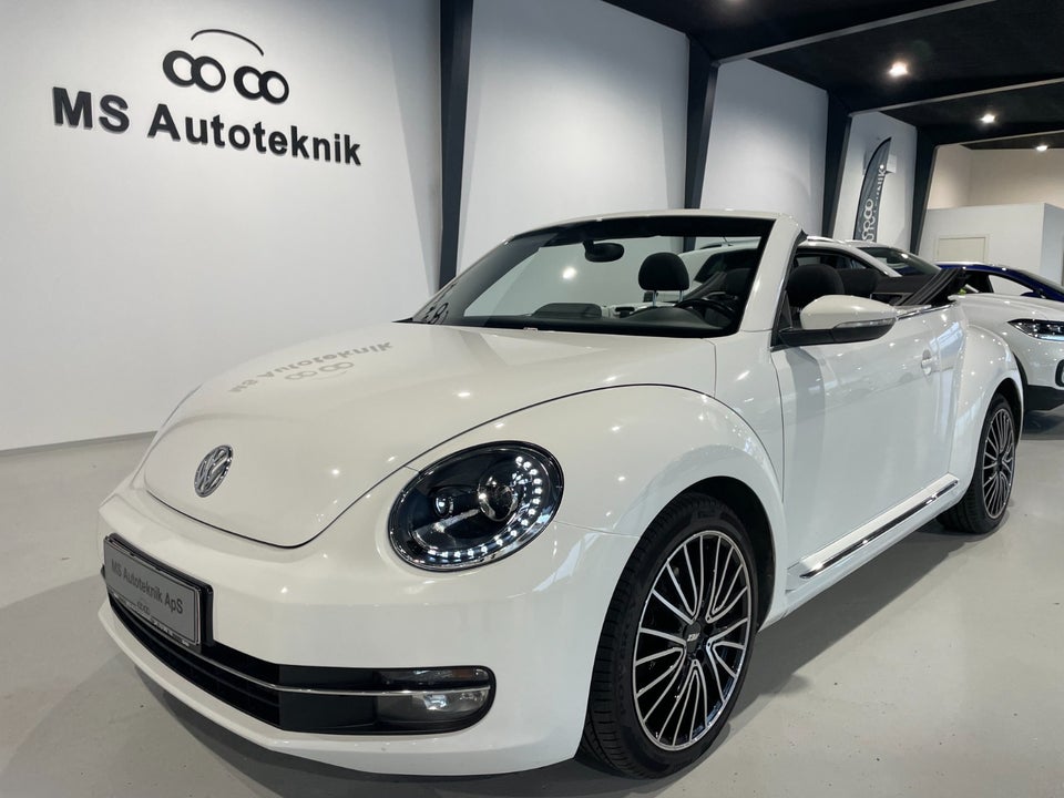 VW The Beetle 1,2 TSi 105 Design Cabriolet 2d