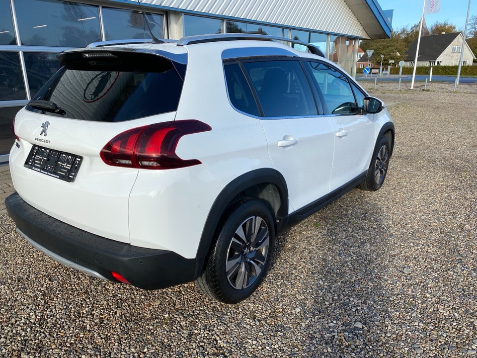 Peugeot 2008 1,5 BlueHDi 100 Prestige 5d