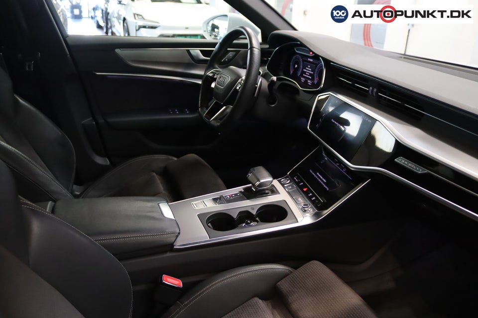 Audi A6 45 TDi S-line Avant quattro Tiptr. 5d