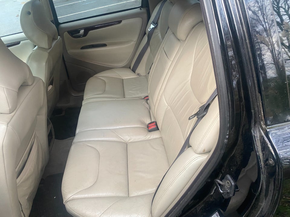 Volvo V70 2,4 T 200 aut. 5d