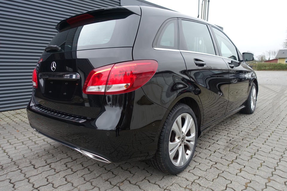 Mercedes B200 d 2,2 Business aut. 5d