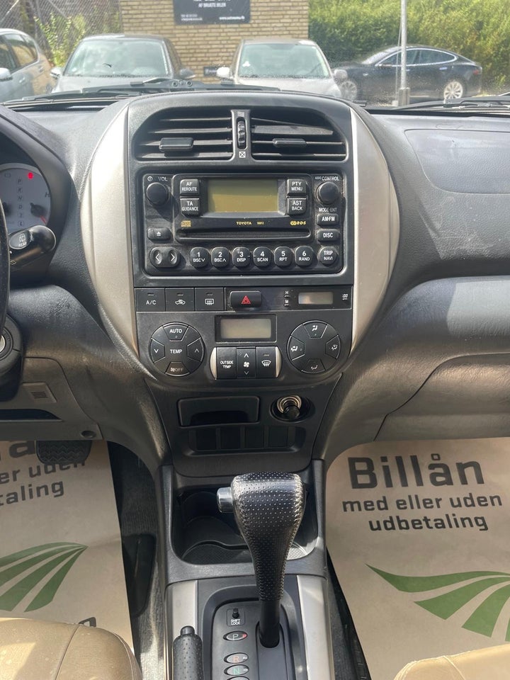 Toyota RAV4 2,0 VVT-i aut. 4x4 3d