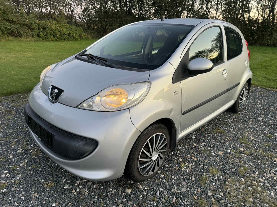 Peugeot 107 1,0 Trendy 5d