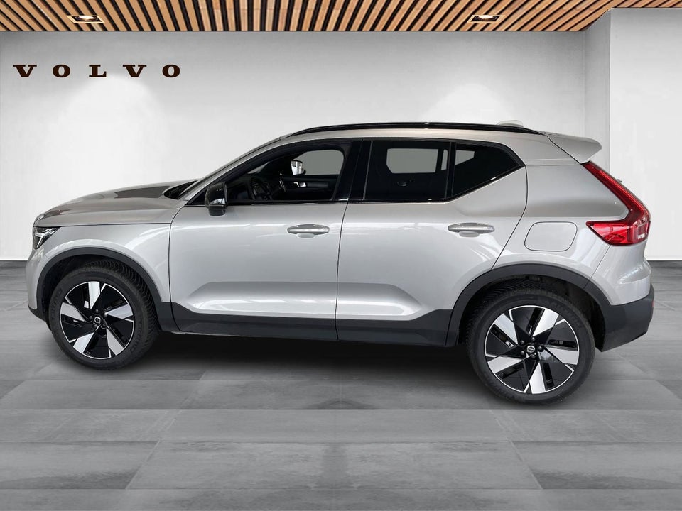 Volvo XC40 ReCharge Twin Plus 5d