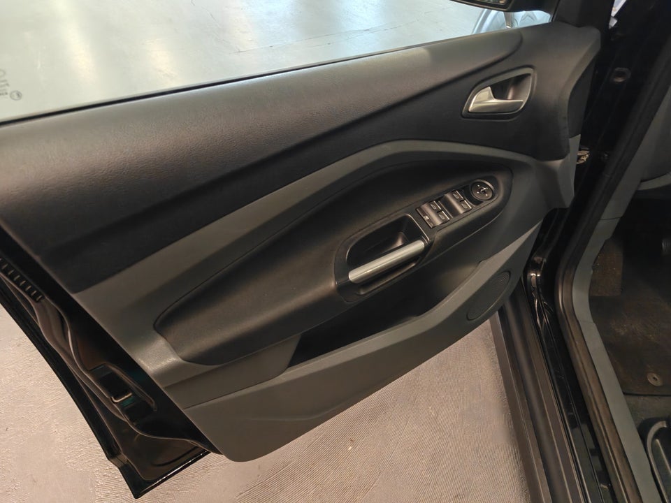Ford C-MAX 1,6 Ti-VCT 105 Trend 5d