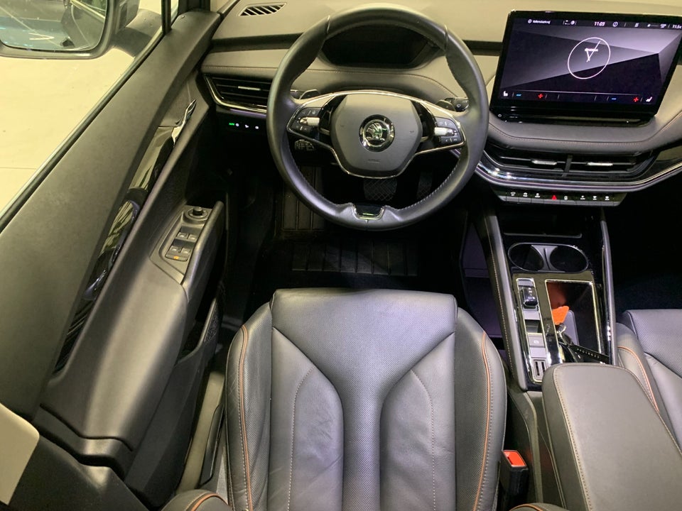 Skoda Enyaq 80 iV Plus 5d