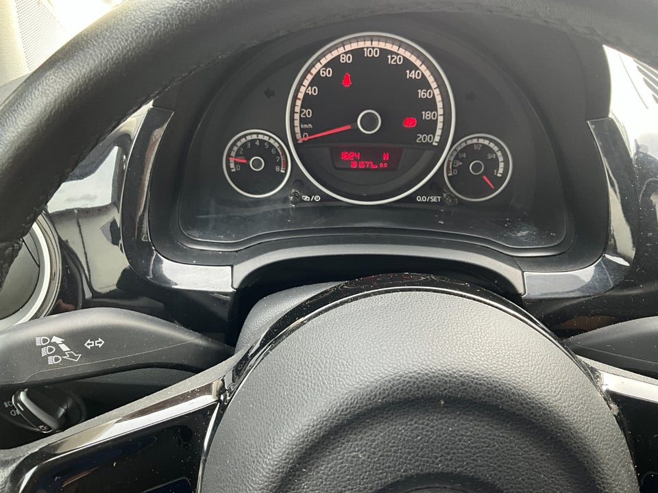 VW Up! 1,0 75 High Up! ASG 5d