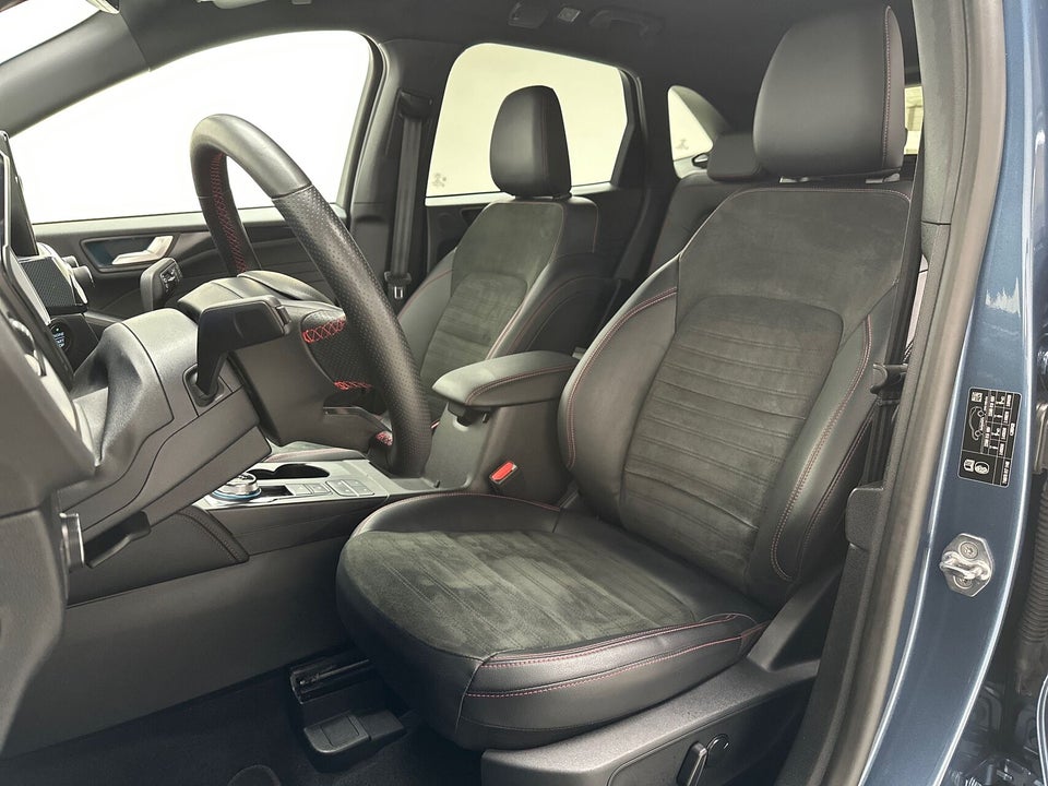 Ford Kuga 2,5 PHEV ST-Line X CVT 5d