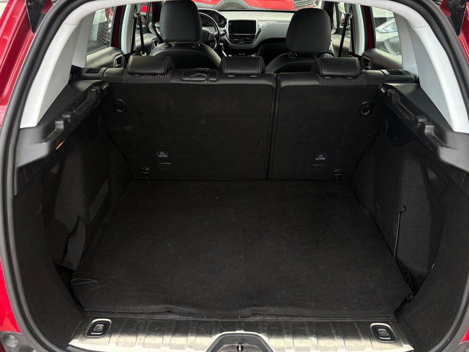Peugeot 2008 1,2 e-THP 110 Allure 5d