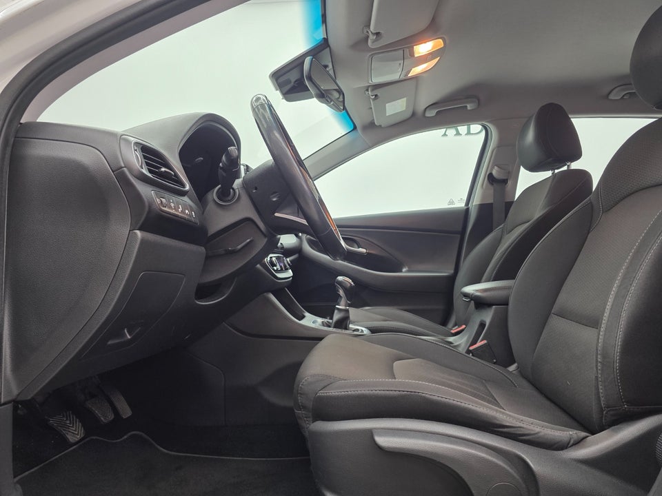 Hyundai i30 1,0 T-GDi Premium 5d