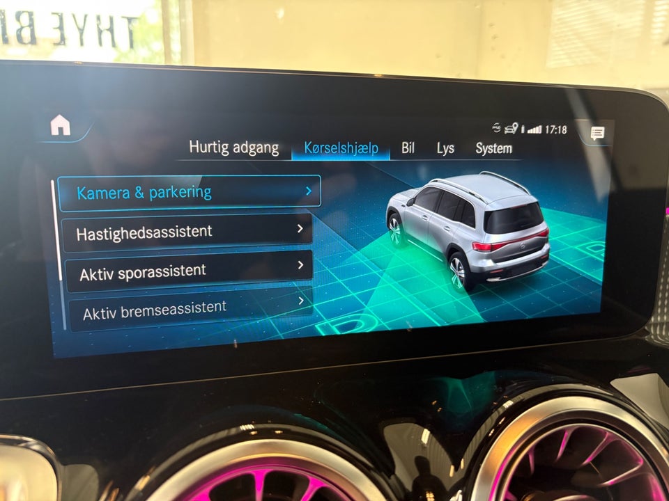 Mercedes EQB250 AMG Line 5d