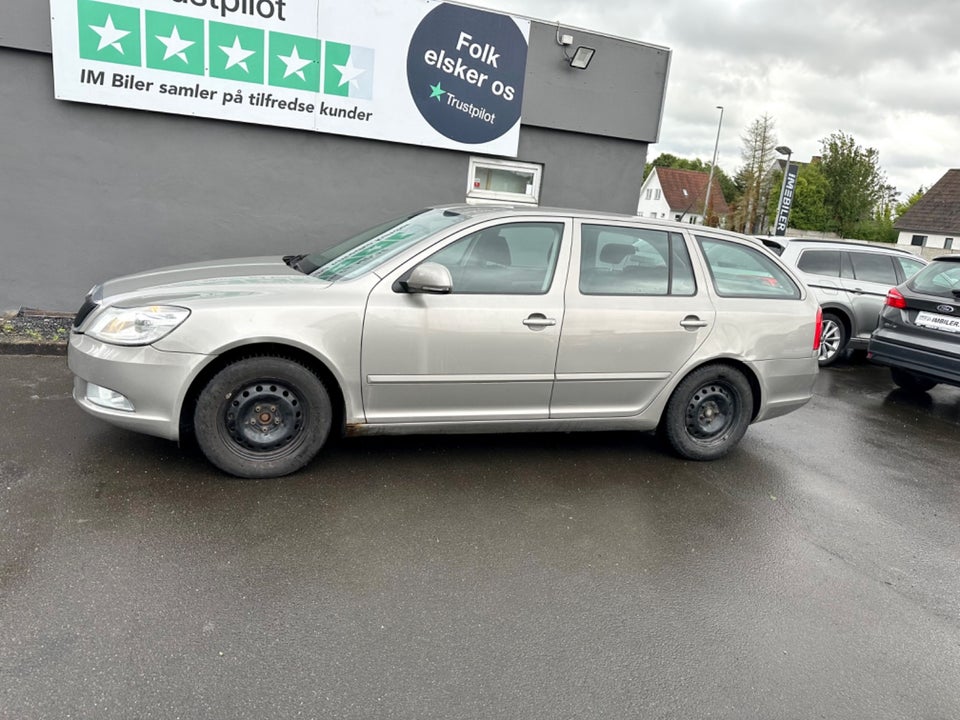 Skoda Octavia 1,6 TDi 105 GreenLine Combi 5d