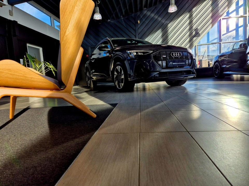 Audi e-tron 55 S-line Sportback quattro 5d
