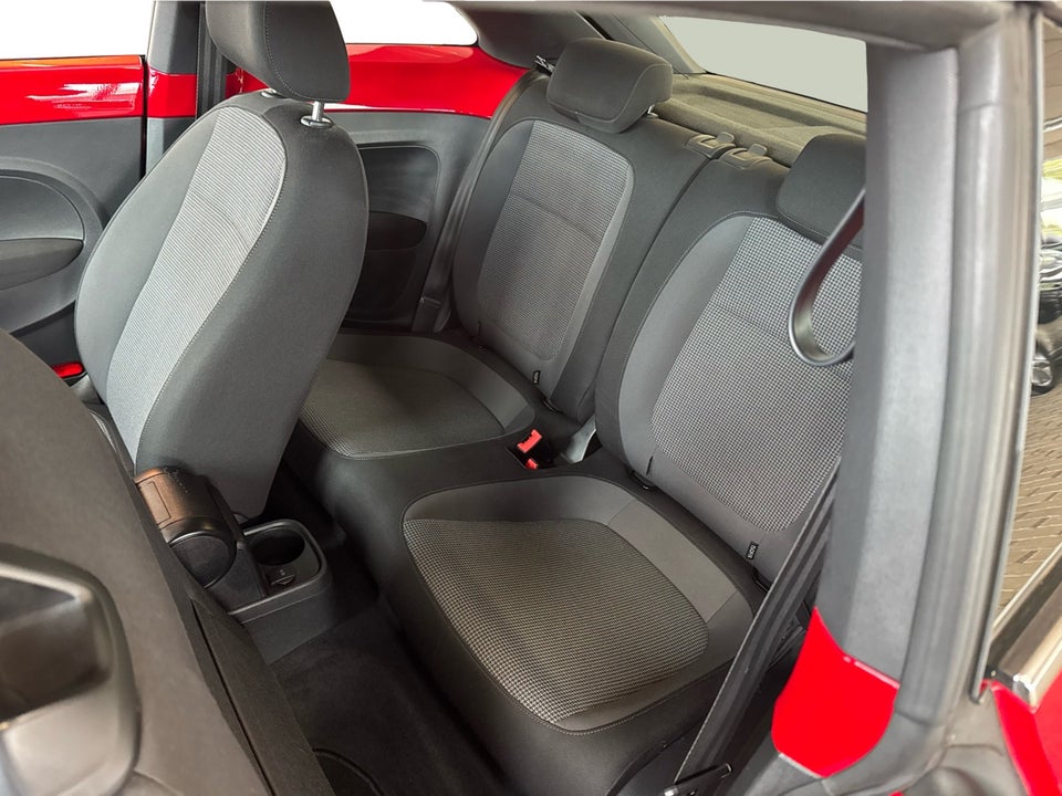 VW The Beetle 1,2 TSi 105 Design 2d