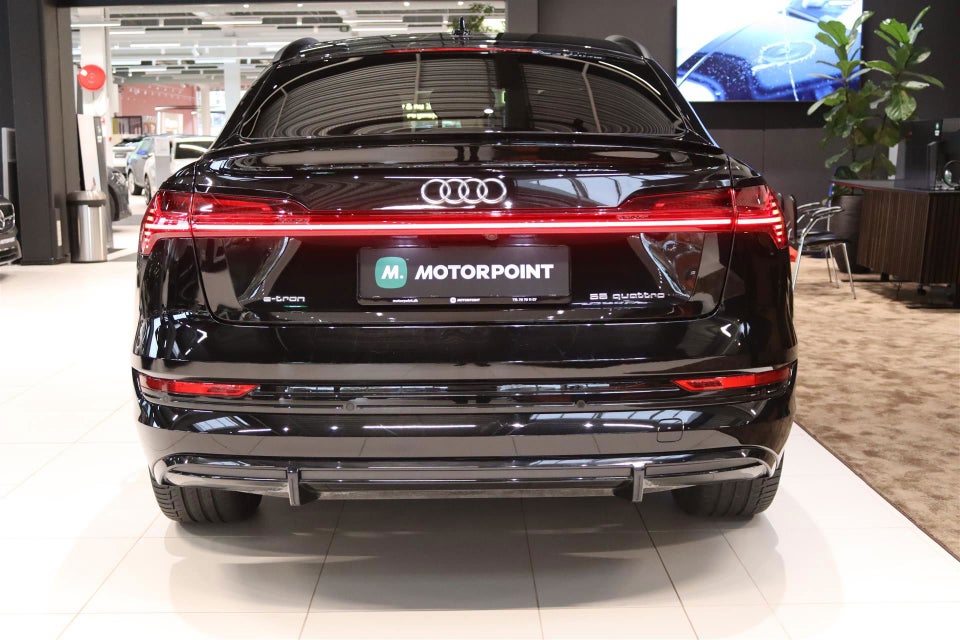 Audi e-tron 55 S-line Sportback quattro 5d