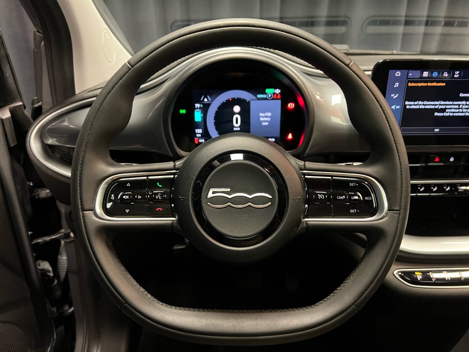 Fiat 500e 42 Icon Plus 3d