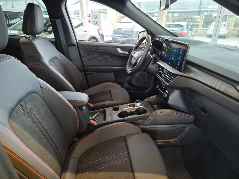 Ford Kuga 2,5 PHEV ST-Line X CVT 5d