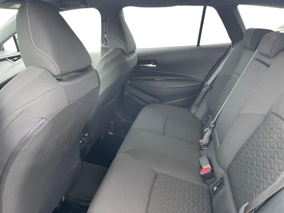Toyota Corolla 1,8 Hybrid H3 Smart Touring Sports MDS 5d