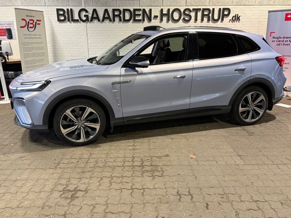 MG Marvel R Luxury 5d