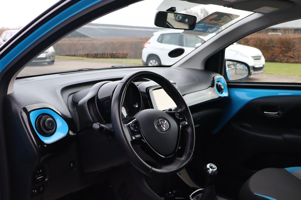 Toyota Aygo 1,0 VVT-i x-clusiv 5d