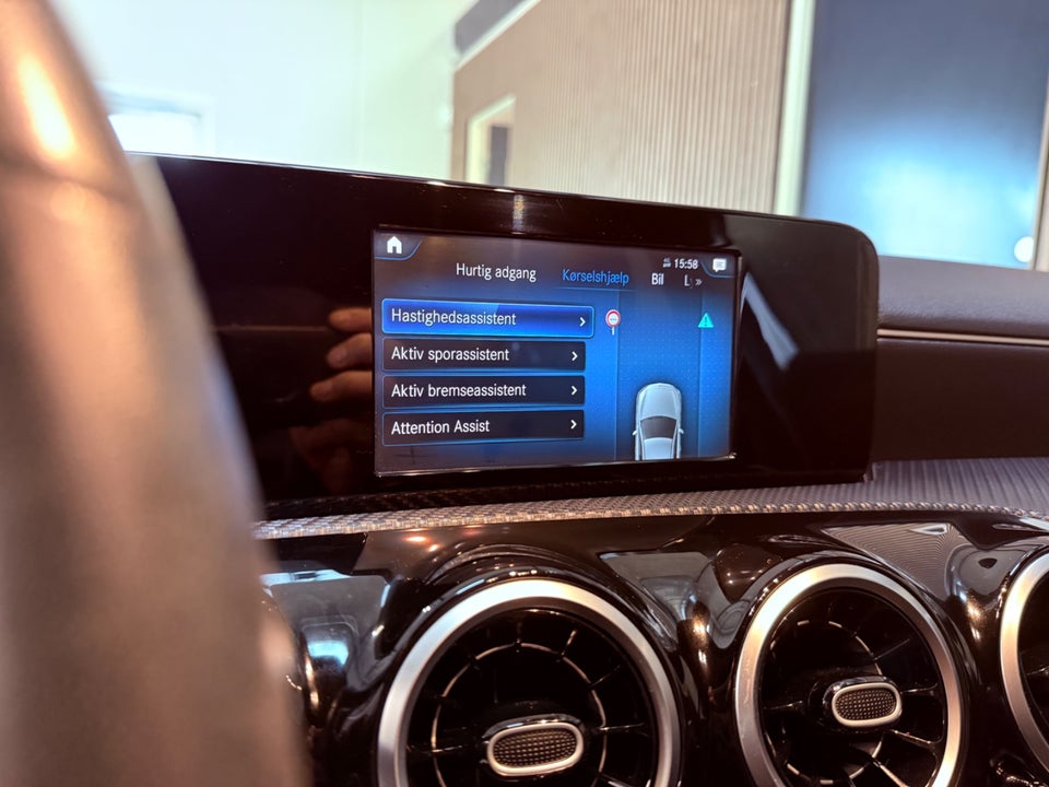 Mercedes A200 1,3 Progressive Line aut. 5d