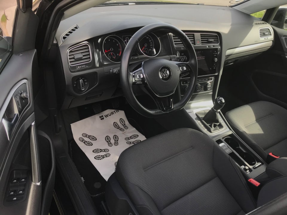 VW Golf VII 1,5 TSi 130 Comfortline 5d