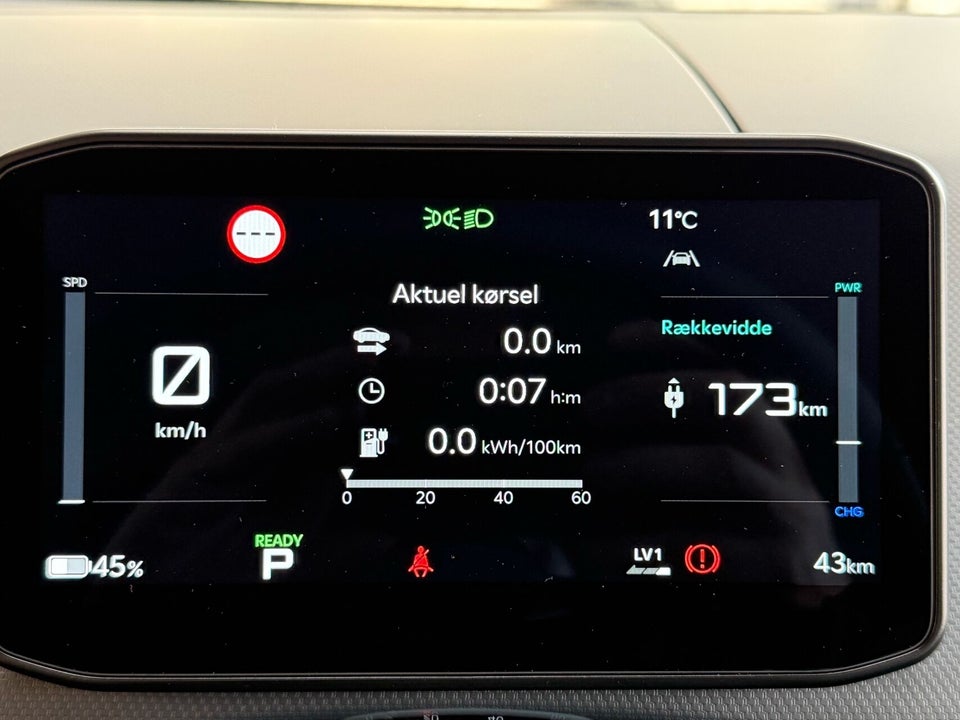 Kia PV5 71 Long Range Upgrade 5d