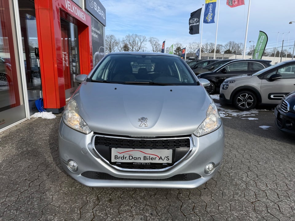 Peugeot 208 1,2 VTi Active 5d