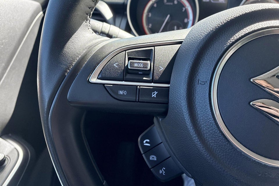 Suzuki Swift 1,2 mHybrid Exclusive 5d