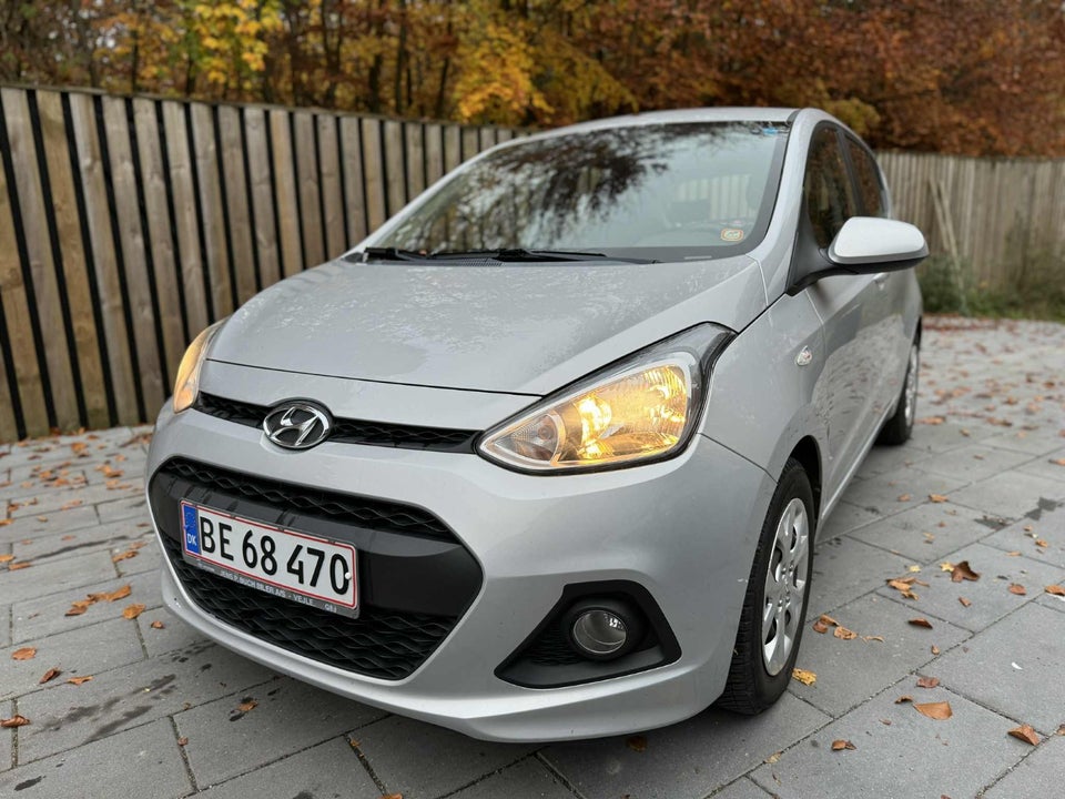 Hyundai i10 1,0 Vision 5d