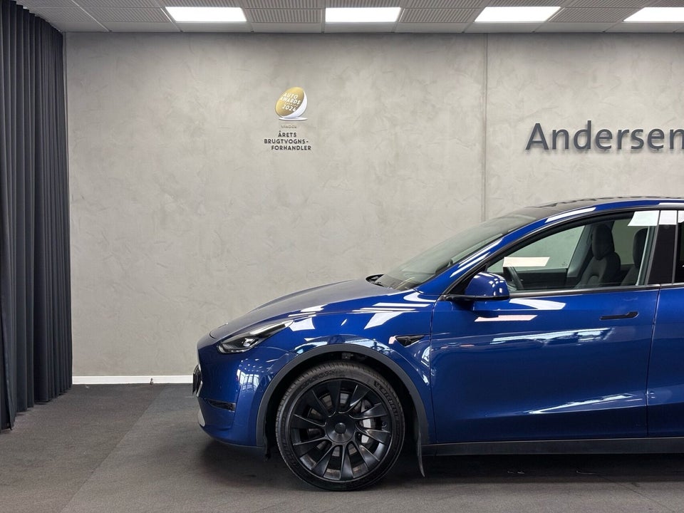 Tesla Model Y Long Range AWD 5d