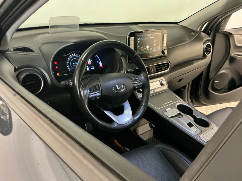 Hyundai Kona 64 EV Premium 5d