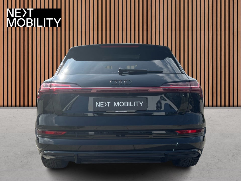 Audi e-tron 55 S-line quattro 5d