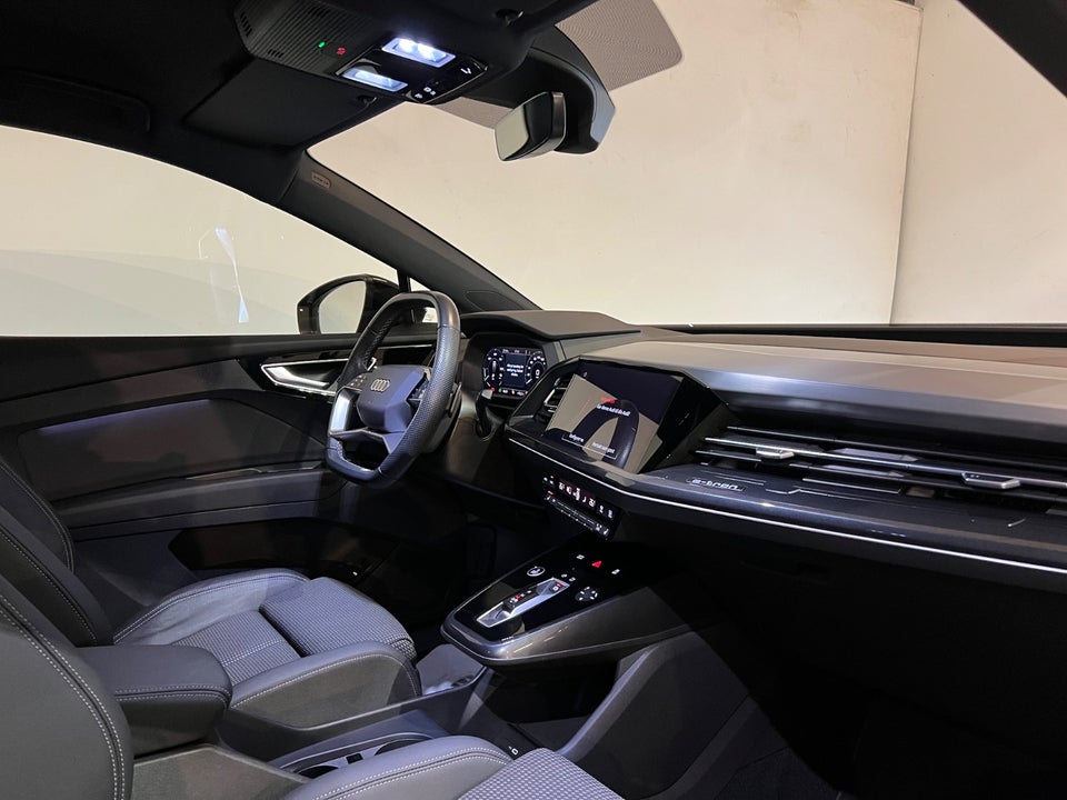 Audi Q4 e-tron 40 S-line Sportback 5d